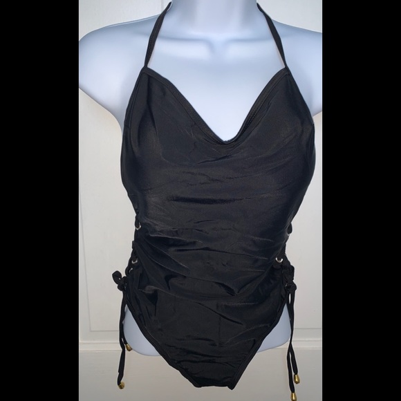 One piece bathing suit - Picture 1 of 7